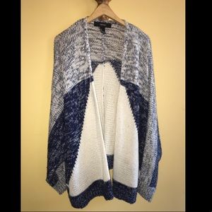 Cozy Forever 21 Blue and White Oversized Sweater